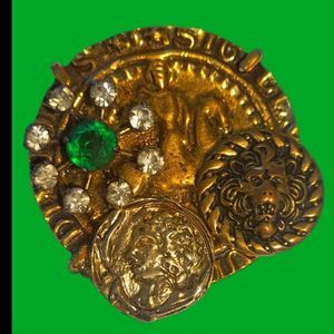 Accessocraft Vintage Egyptian Greek Roman Brooch